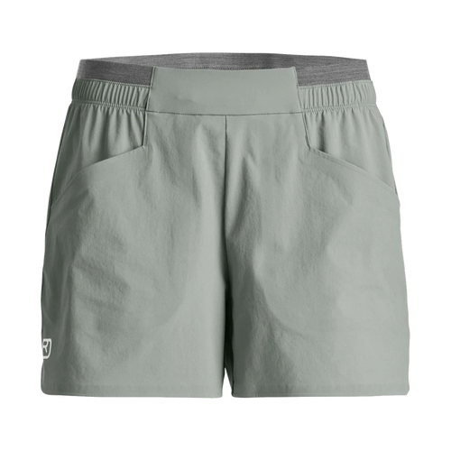 Trace Shorts W green sage