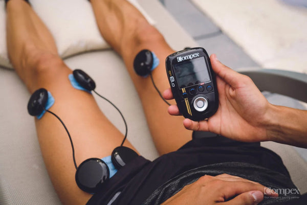 Compex Geräte bei Sportverletzungen: Anwendung, Regeneration & Muskelaktivierung