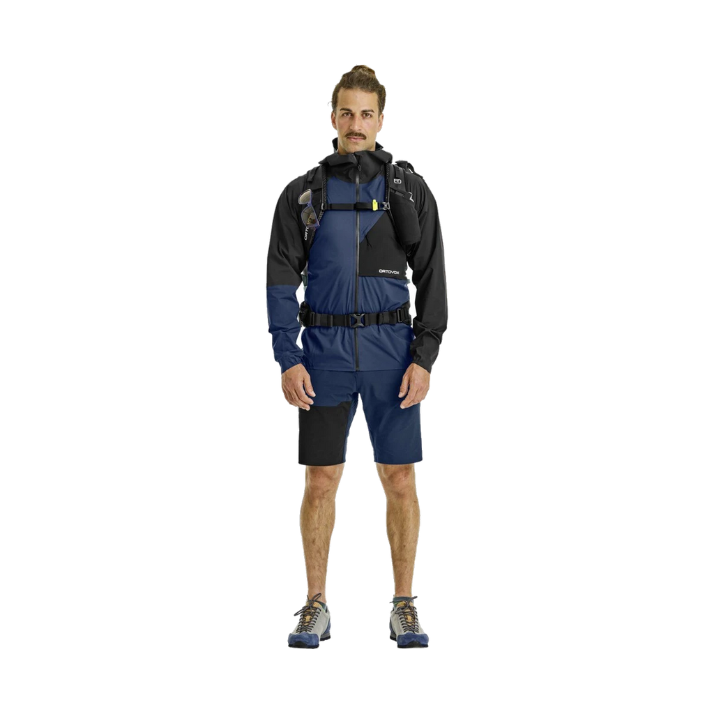 Traverse 30 BLACK black raven