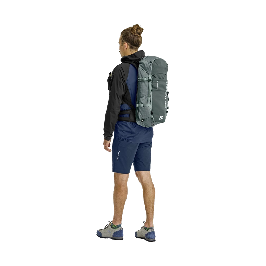 Traverse 30 GREEN glacier grey