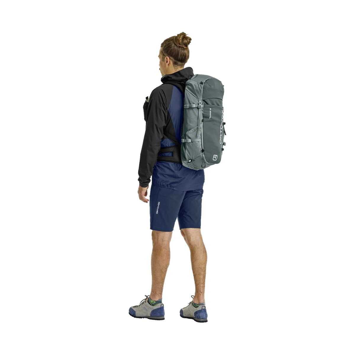 Traverse 30 BLACK black raven