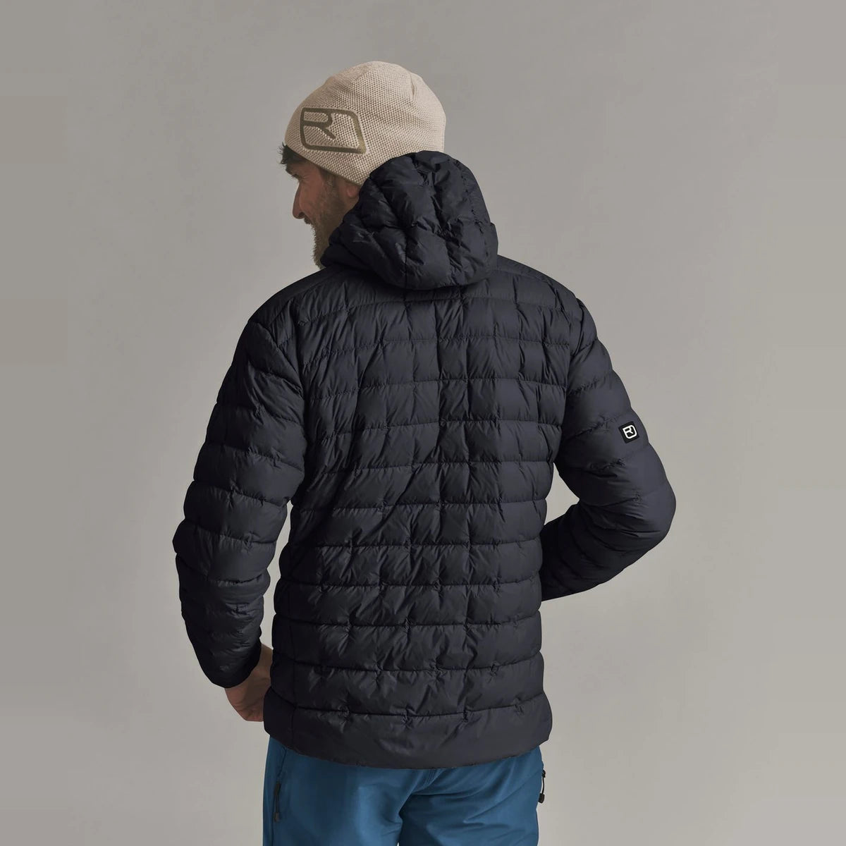 Ortovox Downwool 180 Hooded Jacket Black, view 5