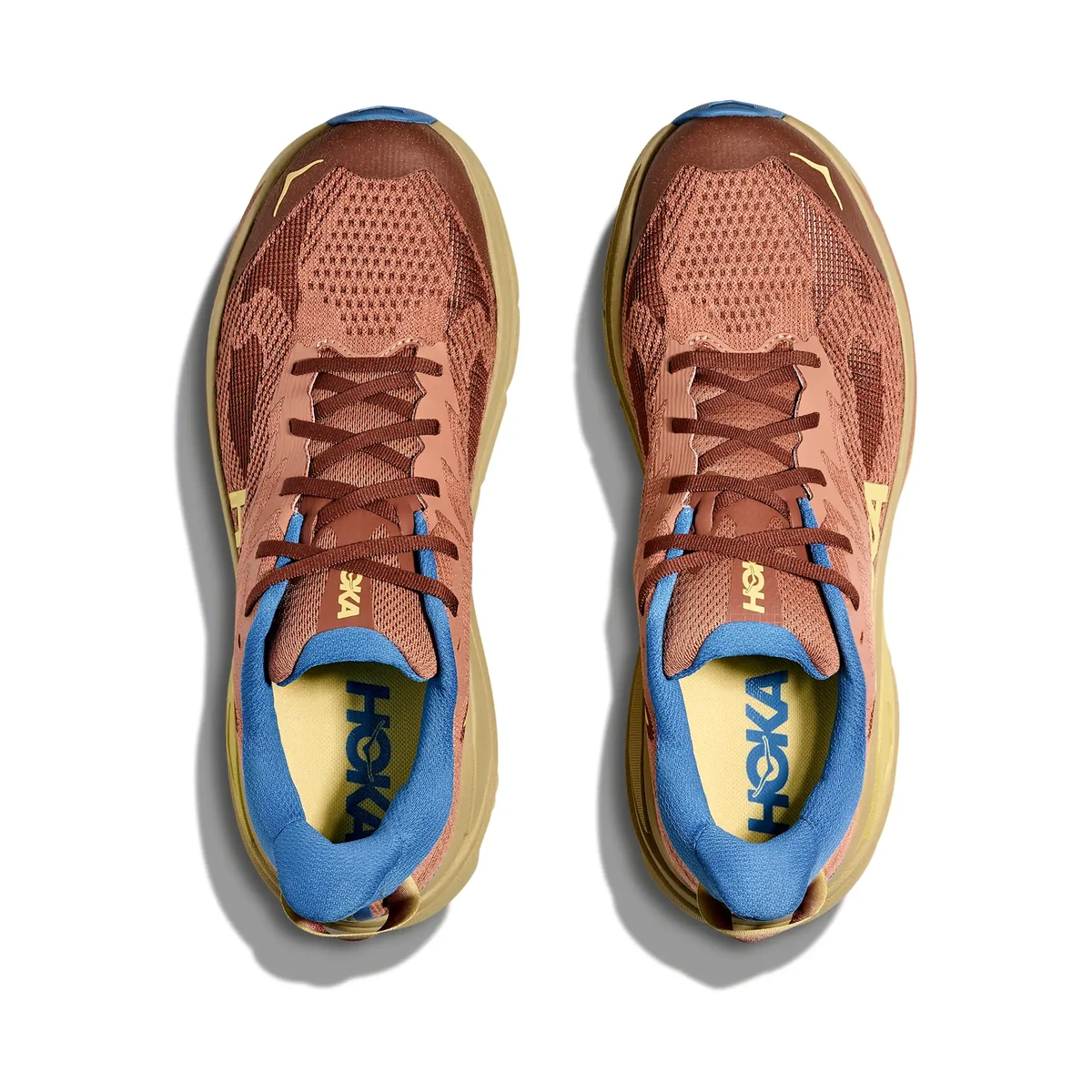 HOKA Challenger 8